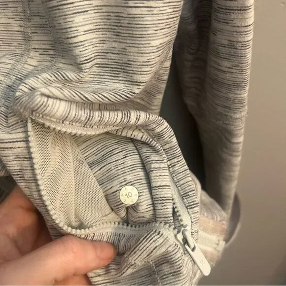 Lululemon Define Jacket Size 10 - 4 Wee Are From Space - Nimble Battleship 🪐 - Picture 13 of 13
